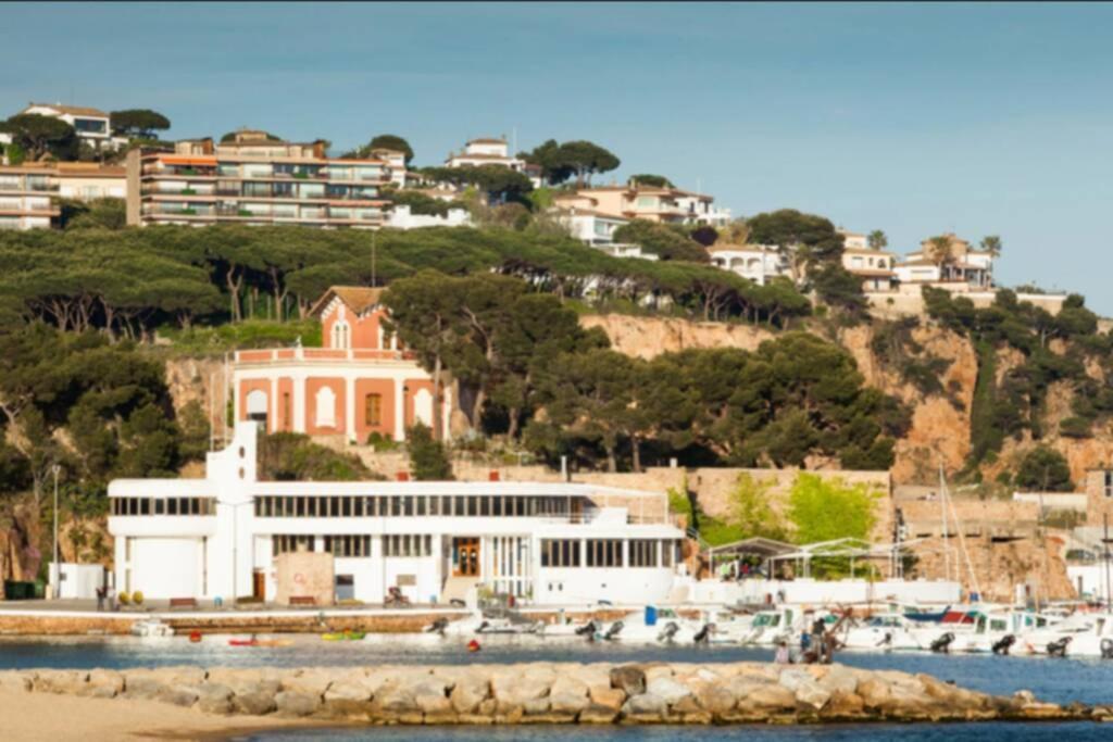 Apartamento Nuevo Luminoso Apartamento Catalina a 80 metros de la playa para 4 personas Sant Feliu de Guíxols Exterior foto