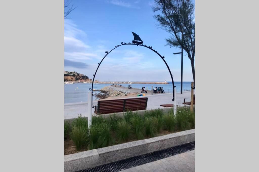 Nuevo Luminoso Apartamento Catalina a 80 metros de la playa para 4 personas Sant Feliu de Guíxols Exterior foto