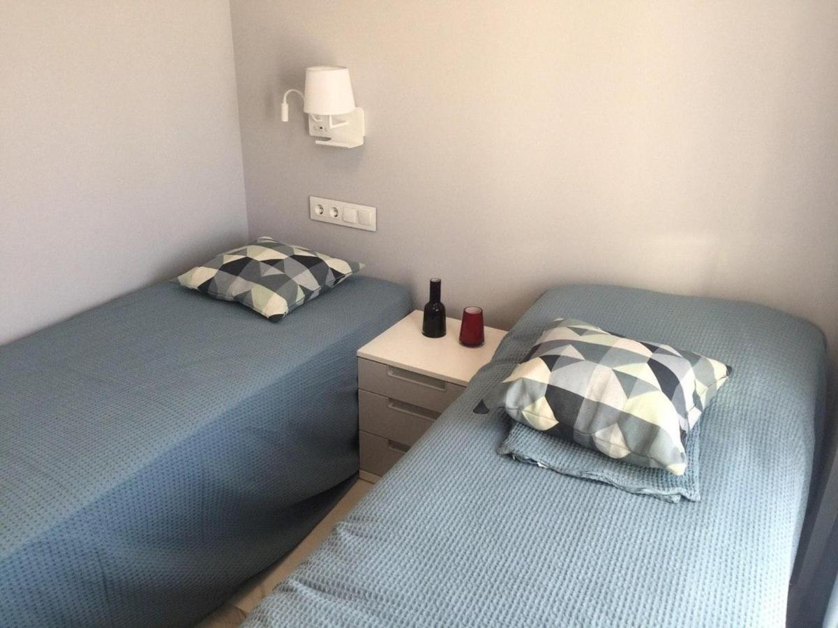 Nuevo Luminoso Apartamento Catalina a 80 metros de la playa para 4 personas Sant Feliu de Guíxols Exterior foto