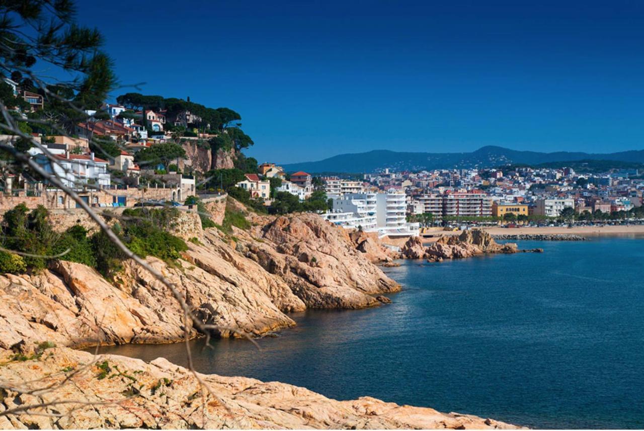 Apartamento Nuevo Luminoso Apartamento Catalina a 80 metros de la playa para 4 personas Sant Feliu de Guíxols Exterior foto